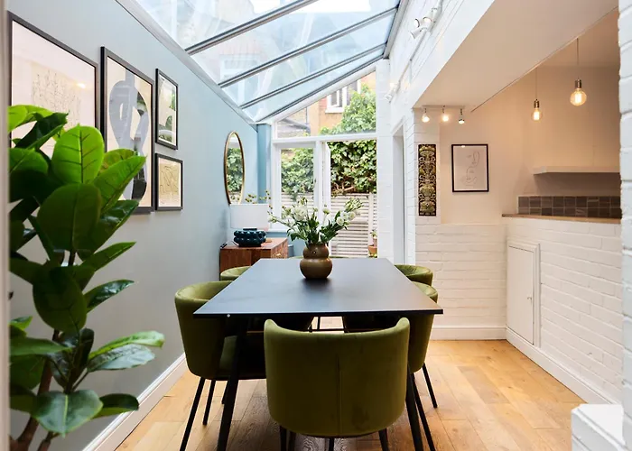 The Fulham Hideout - Modish 2Bdr Flat With Patio